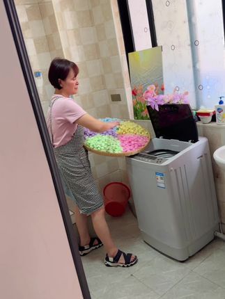 婆婆怪我不早说,用这个洗的衣服持久留香的,连香水都可以省了呢#留香珠 #持久留香 #洗衣服