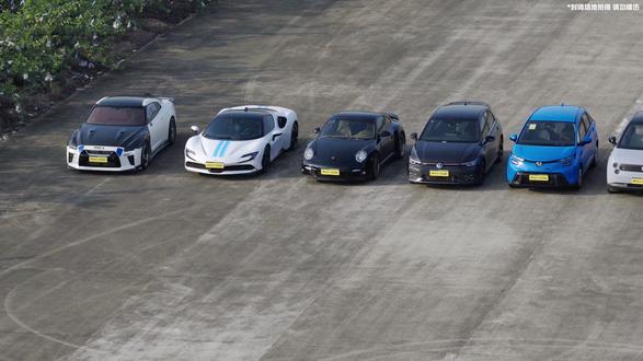 一百匹之争,飞度vs萤火虫 谁才是代步之王?