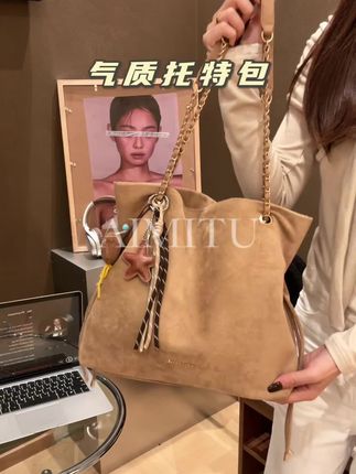 拜托 这只包包要不要这么好看啊 复古又百搭 上身妥妥的穿搭博主即视感 #平价 #包包 #热门#艾米兔女包 #包包推荐