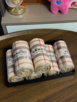 垃圾袋就用这种免撕的,既实用又方便,还是加大加厚的,既能装又结实,你看看到手150只才啥价,超划算!#垃圾袋#结实耐用 #抽绳垃圾袋一拉一提不脏手 #超便宜超划算 #家庭必备