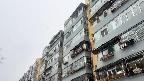 比亚迪宝藏功能-雪地模式,你不会还不知道吧!#vlog十亿流量扶持计划 #比亚迪海豚 #第一场雪