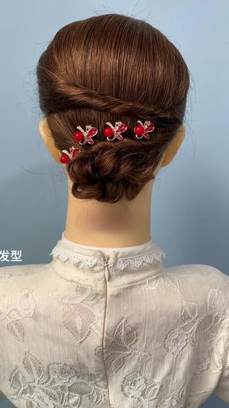 #扎发教程 #简单好看发型 #编发简单易学 #旗袍 #喜婆婆喜妈妈 @抖音小助手 @DOU+小助手 @DOU+上热门