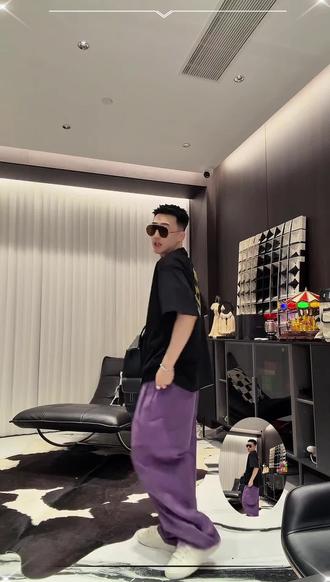 RICH陈发财【心动虎头】减龄系穿搭!情侣款趣味氛围小领口男T恤8360#潮牌男女同款 #时髦精 #ootd穿搭 #谁穿谁好看系列 #情侣装