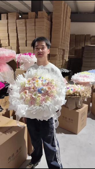 199朵玫瑰!母亲节520送妈妈送爱人太合适了!