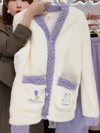 (秋季优选)新款秋冬季学生睡衣女款布洛格家居服小香风云朵绒开衫 #新款上新 #时尚套装 #休闲减龄穿搭 #高级感穿搭 #女装套装