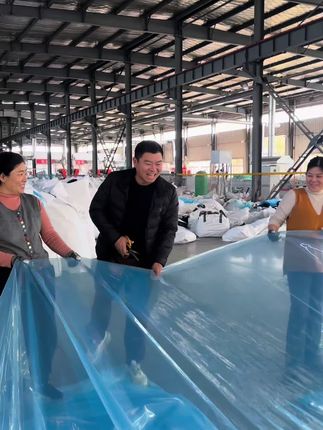 给粉丝裁膜 #po膜厂家 零裁大棚膜开始发货啦。#大棚膜生产厂家