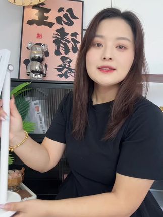 台灯还得是大品牌用着放心啊#美的护眼台灯 #美的台灯 #台灯