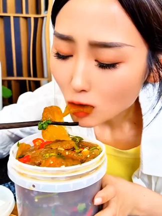 #【船小宇】即食海蜇皮海蜇酸辣海蜇头1000g/桶 顺丰+京东#妈呀也太香了 #美食