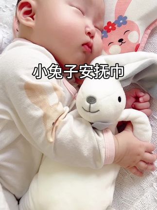 日子过得可真快嘛 我居然把一个5.9斤的小娃娃养这么大了领着他走过了四季 没有大富大贵只有日夜陪伴 #全职妈妈 #我的女孩一不小心就长大了2026年5月26日#安抚神器 #记录宝宝的日常 #新手妈妈不容易