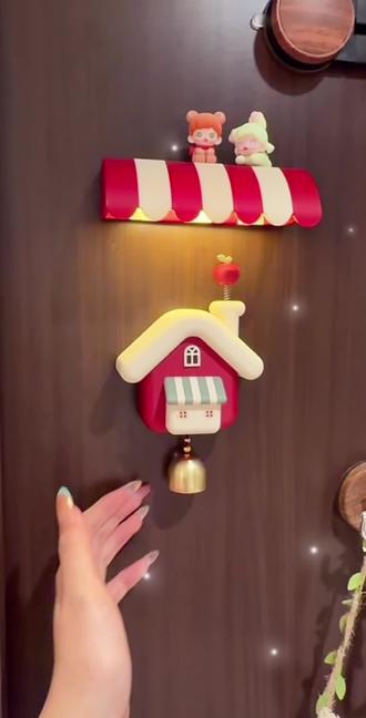 #门饰挂件 可爱网红爆款新年冰箱贴家居门铃儿童新房客厅磁吸门挂礼物#磁吸门饰#冰箱贴#门铃#门铃铛@巨量千川 @小店随心推 @DOU+上热门