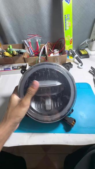 帮中山老铁代搓小牛nx 110W双透镜大灯教程
想自己手搓的老铁可以看视频慢慢研究#原厂组装 #改装大灯总成 #汽车电子原厂升级加装 #汽车模组拆机 #大灯改透镜