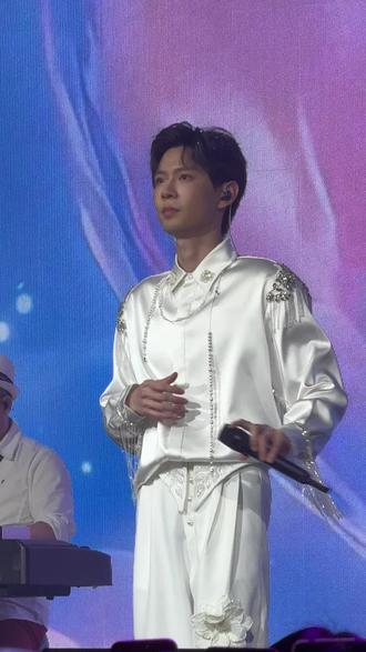黄浩雯生日会现场,初次听闻我爱你#黄浩雯#向全世界安利黄浩雯