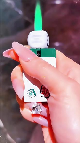 这也太酷了吧#打火机#玩个很新的东西#把把胡(更多好物在橱窗)
