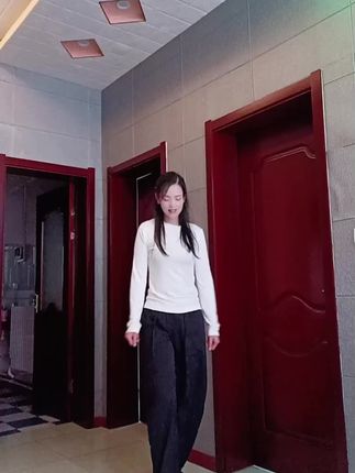 #扒舞 宁做妖精,不做怨妇,生活虐我千百遍,我把生活当初恋,姐妹们,格局打开,该干嘛干嘛