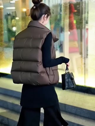#马甲外套 #气质穿搭 #洋气减龄