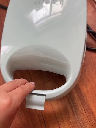 早餐三明治机超级好吃~营养搭配 可以换着搭配各种营养均衡三明治🥪重点是一点也不粘锅
