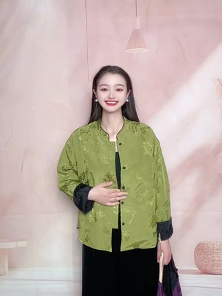 #强烈推荐 #高级感穿搭 #国风古韵 #新中式 百搭纯色提花双面穿秋季外套上线