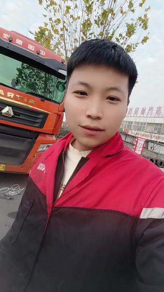 维修分享,喜欢点赞。#重汽豪沃 #汕德卡