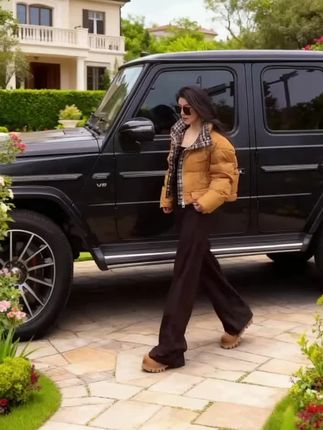 #随时随地标记一下 #标记万物#套装 #休闲减龄穿搭 #我要上热门