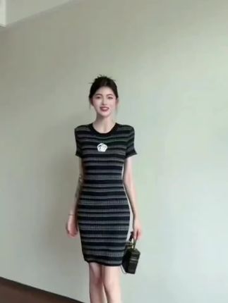 JIJINQI夏季气质辣妹裙子法式设计感小香风性感连衣裙JD07LMXL893#内容过于真实 #原创视频 #我的摄影日记 #日常生活 #励志