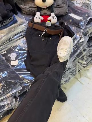 Aimeerosa/艾洛莎牛仔裤高腰显瘦长裤秋季新款时尚小众开叉微喇裤#微喇裤 #牛仔裤 #开叉裤 #显高显瘦显腿长 #百搭裤子