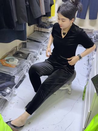 #丝绒小脚裤 #萝卜裤#热门