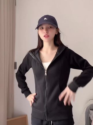 【现货+运费险】lulu卫衣修身连帽上衣女短款2025新款显瘦长袖外套#外套