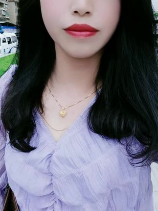 上热门 关注 同城 推荐@@ 在不同的年纪要演不同的自己, 不必讨好别人, 也不用迷失自己………