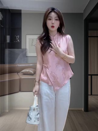 #时尚休闲女装 #高级感穿搭 #温柔穿搭 #减龄气质 #休闲穿搭