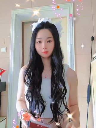 #夏天该有的样子 #卷发小姑娘