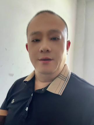云南石林树上熟黄肉人参果