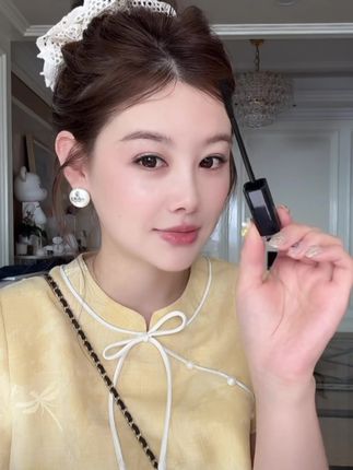 炸毛星人救星!碎发整理器,告别凌乱尴尬一键整理,让你的发型时刻精致#仙女必备 #平价好物 #好物推荐 #发型