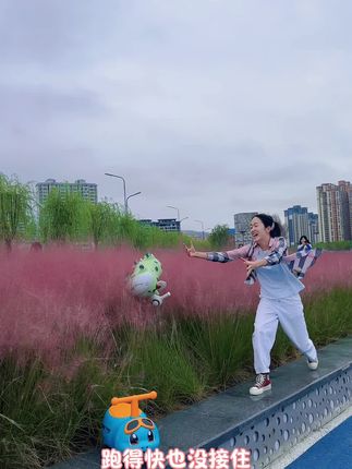 小朋友都喜欢😘🥰🥳快乐安全骑行 开开心心玩耍就是它✌️🤔🤗#儿童玩具车 #溜溜车推荐 #滑行车儿童 #溜娃神器#儿童车车