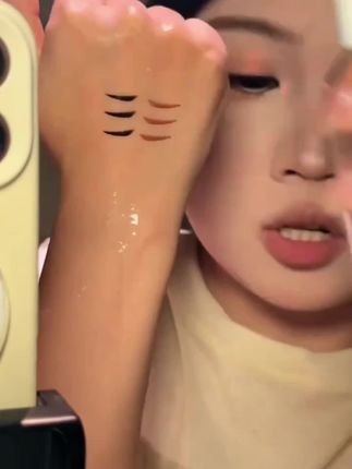 是谁发明了这么好用的眼线神器!!!太绝了#平价彩妆 #眼线 #眼线印章