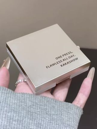 油皮救星!控油定妆一整天,还送粉扑哦~ 今天是福利日!所有产品都包邮了!!快来看看吧~#全妆萌妹教程来了#超详细版ins感妆容#新手平价刚需五件套推荐#夏日旅行万能妆#这个张柏芝仿妆也太绝了