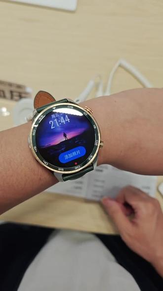 手表5Pro的血压检测是非常准确的噢 现在还有国补的 欢迎大家进店体验