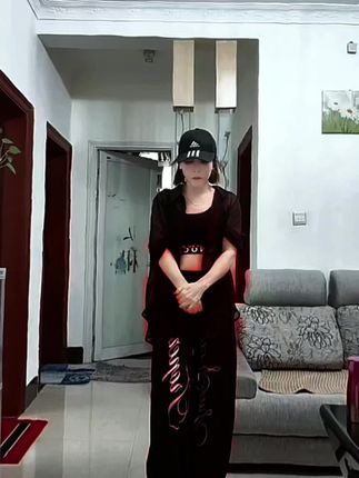 又爱又菜的一支舞《beat,it》#居家运动 #
