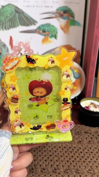 俺滴卡砖使用说明
诶嘿嘿第一次做卡砖,做成了摆台的款式,6.5*9cm的小卡都可以放进去哦❤️
#王同学拿压岁钱给我买的礼物🎁 #乌沉卡砖 #卡砖分享 #原创