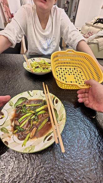 虽然这个豆腐粉丝包很成功,但是这个炒菜芯会被广东的朋友打死 #青年创作者成长计划#男友投食#人人都是美食家#粉丝豆腐包 #在家做饭