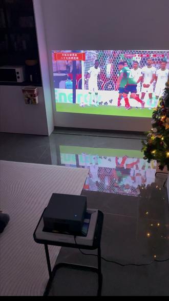 多功能投影仪在家就能体验百寸大屏观影体验#投影仪 #投影仪推荐 #投影仪怎么选 #投影仪怎么选 #数码