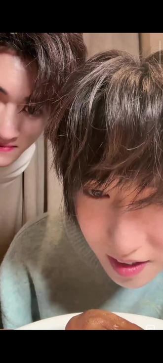 太有趣了这俩人😂#童禹坤直播#邓佳鑫#竹马