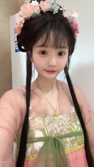 520 521约会带上我呗 我不浪费 让我来