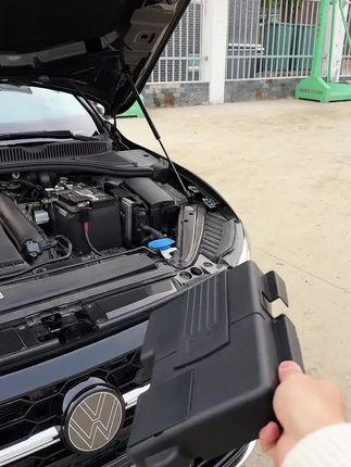 #大众 #帕萨特 #汽车好物 #电瓶保护盖