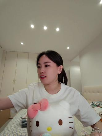 居家KTV #肯德基凯蒂猫蓝牙麦克风
耶耶耶真的能消原音
这不是居家KTV了吗