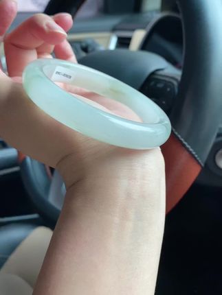 #手镯女玉镯 #纯天然玉石 #天山翠手镯 #天山翠