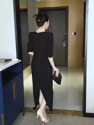 #高级感穿搭 #【衣雅严选】8102-894新款原版正版丝光弹力缎长袖显瘦洋气连衣裙 #气质连衣裙