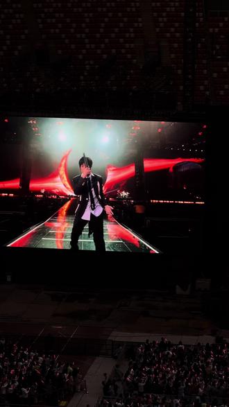 入阵曲这个运镜也太帅了,Xxyy又进修去了么,谁允许这样运镜的?#五月天鸟巢演唱会