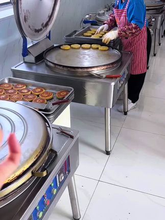 看着好吃着香#老月饼#地方特色美食 #传统美食 #手工美食 #强烈推荐