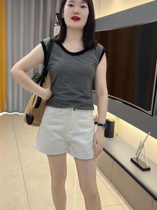 条纹百搭经典版小短袖~很耐穿不易过时还很百搭! #洋气小衫 #条纹短袖 #短袖t恤