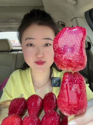 #糖葫芦 #草莓糖葫芦